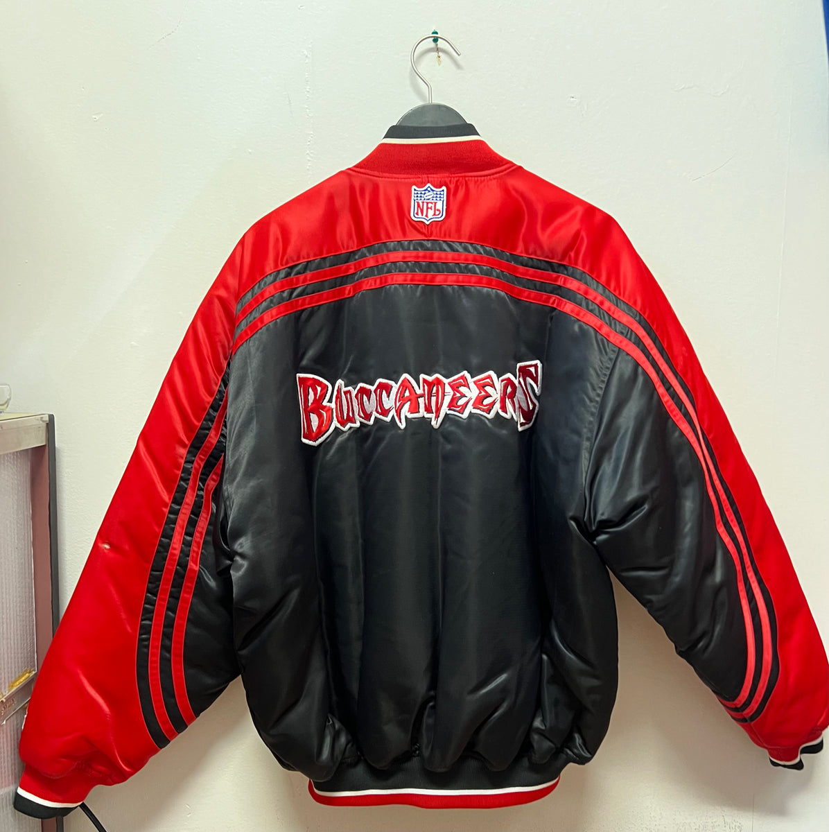 Tampa Bay Buccaneers Starter Jacket Sz L – 812 Vintage
