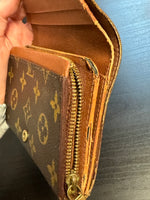 Louis Vuitton Bifold Wallet Porte Monnaie Trésor Monogram P13