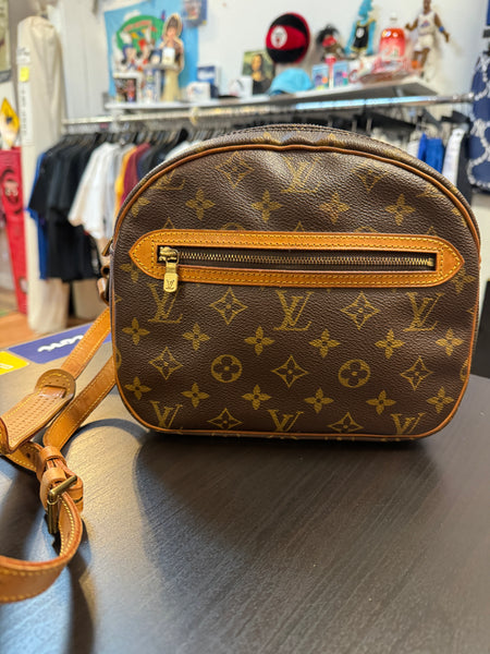 Louis Vuitton Senlis Shoulder Bag Monogram