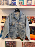 Vintage Levi’s Denim Trucker Jacket Sz  M/L Made in USA