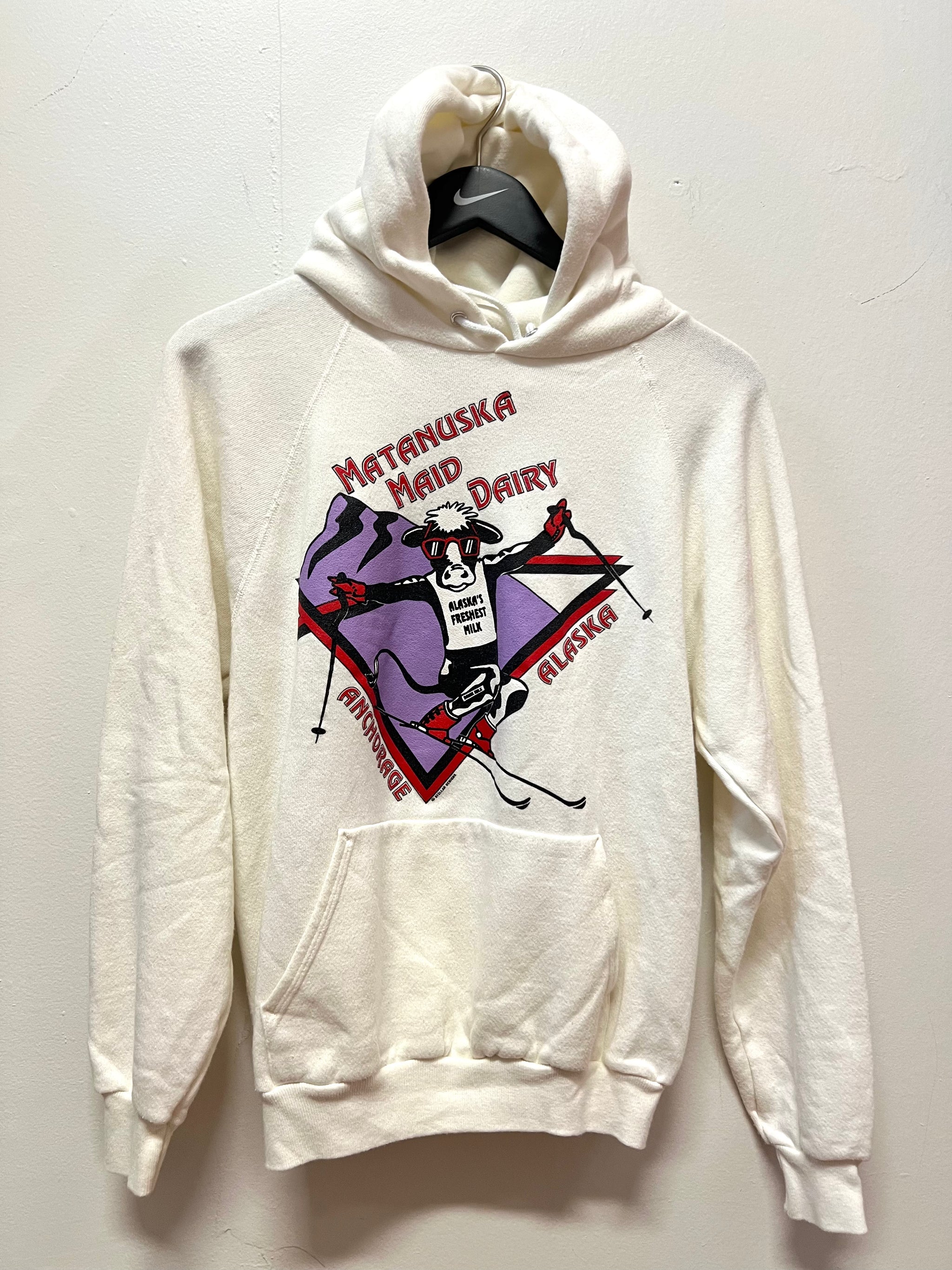 Vintage Matanuska Maid Dairy Anchorage Alaska Cow Skying Hoodie Sz