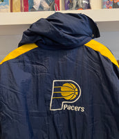 Indianapolis Pacers NBA Puffer Jacket with Hood Sz M