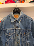 Vintage Levi’s Denim Trucker Jacket Sz 40 Made in USA