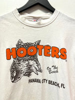 Hooters Panama City Beach Delightfully Tacky, Yet Unrefined T-Shirt Sz M