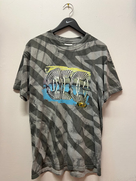 Disney Animal Kingdom Kilimanjaro Safaris Zebra Print Front & Back Graphics T-Shirt Sz L