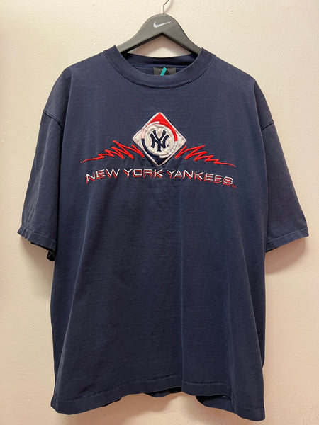 Vintage New York Yankees Embroidered T-Shirt Sz XL