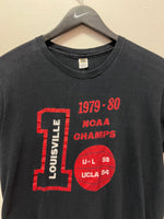 Vintage Louisville Cardinals 1979-1980 NCAA Champions U of L 59 UCLA 54 T-Shirt Sz M